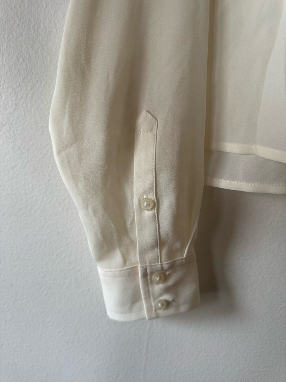 Express Cream Button-Down Long Sleeve Shirt - Picture 6 of 8